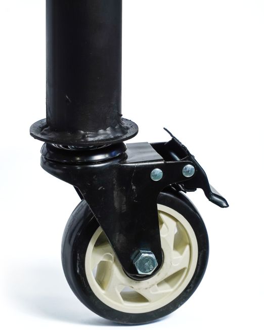 Amphora-Tandoors-Tandoor-Oligarch-gedaemmt--Rad